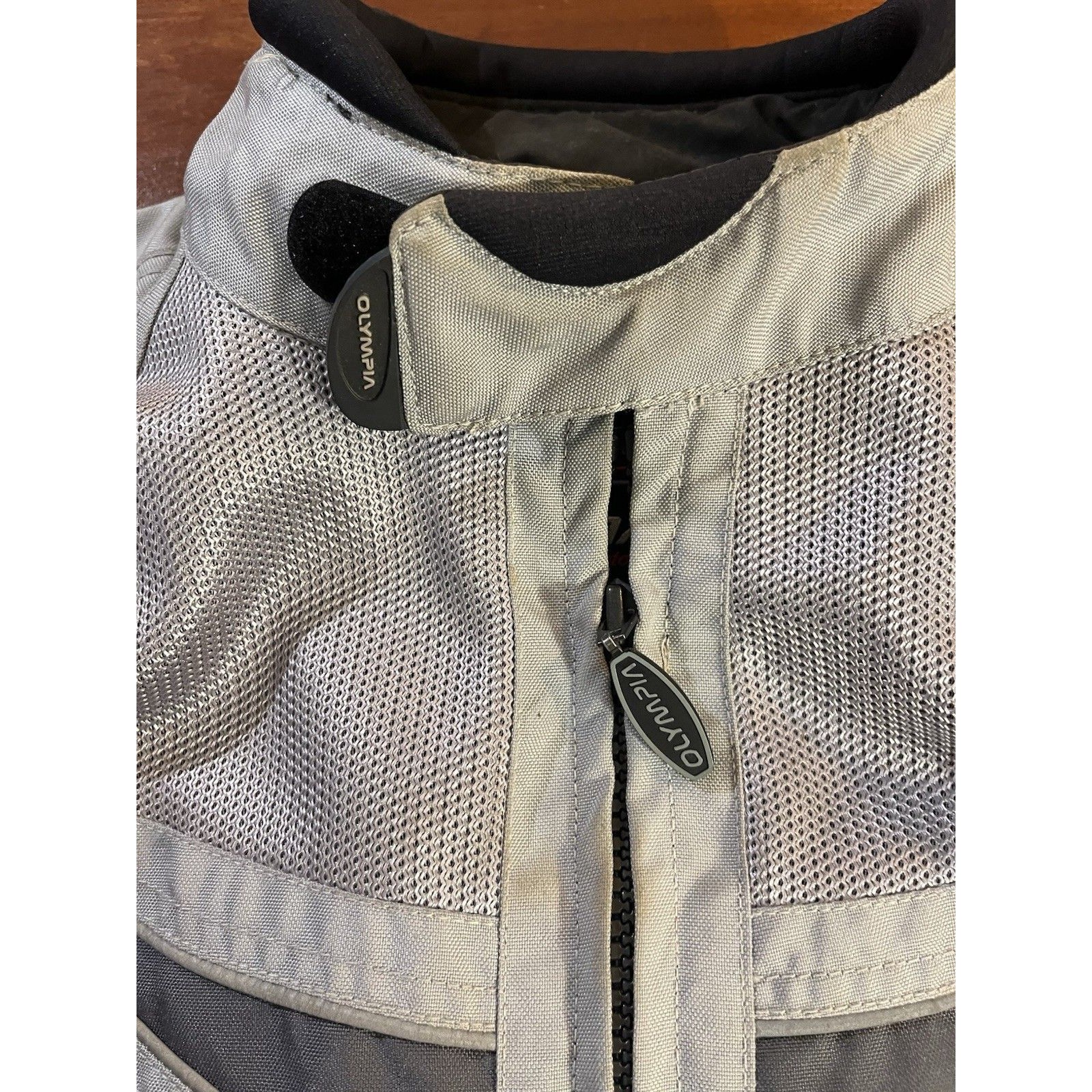 Vintage 1990’s Women’s Padded Gray 3m Reflective Olympia Motorcycle Jacket Xl — image 2 of 8